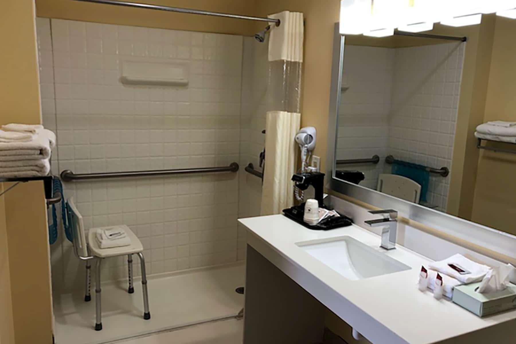 Days Inn By Wyndham Cape Carteret Near Emerald Isle ภายนอก รูปภาพ